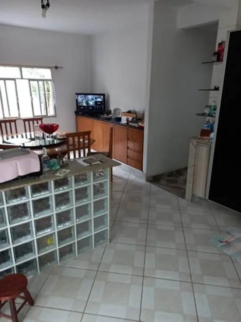 Foto 1 de Casa com 5 Quartos à venda, 800m² em Parque Xerém, Duque de Caxias