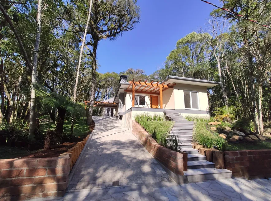 Foto 1 de Casa com 3 Quartos à venda, 186m² em Floresta, Gramado