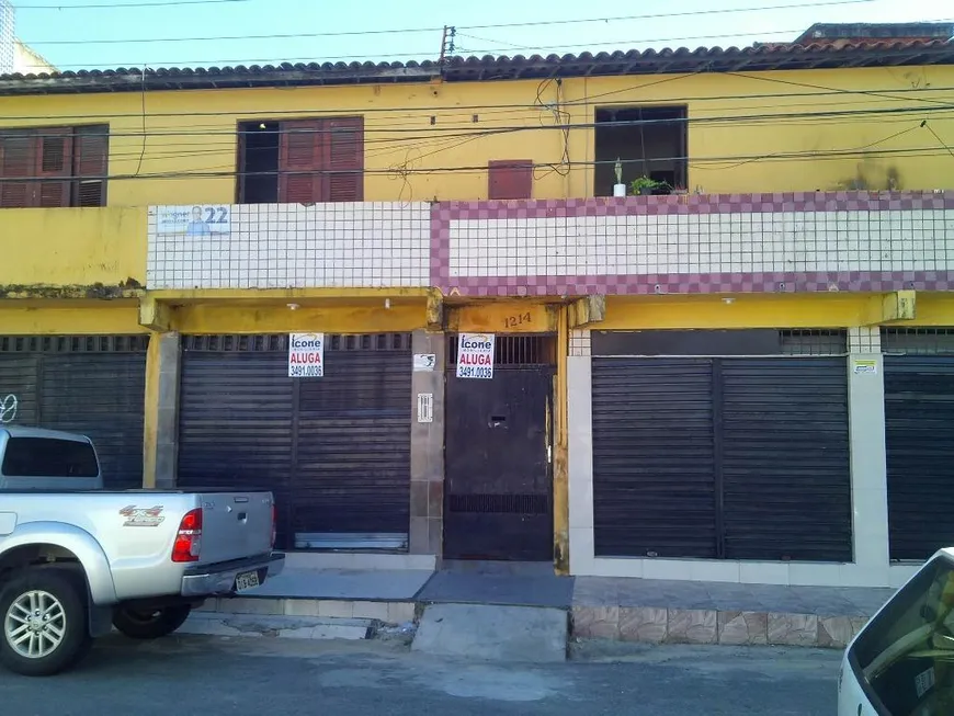 Foto 1 de Kitnet com 1 Quarto para alugar, 40m² em Montese, Fortaleza