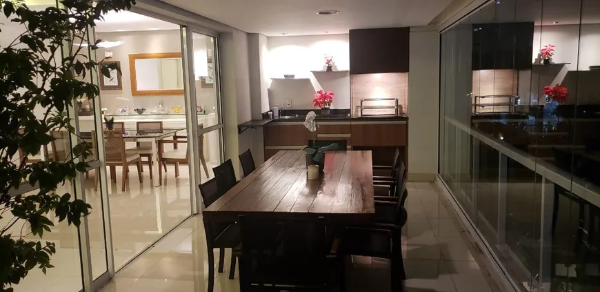 Foto 1 de Apartamento com 3 Quartos à venda, 186m² em Jaguaré, São Paulo