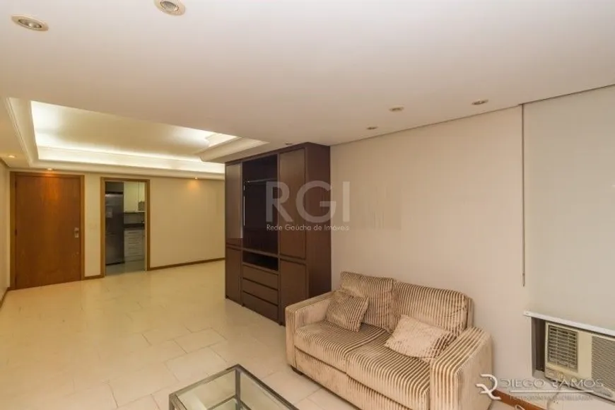 Foto 1 de Apartamento com 3 Quartos à venda, 101m² em Chácara das Pedras, Porto Alegre
