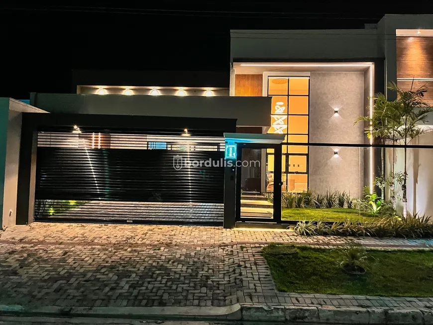 Foto 1 de Casa com 3 Quartos à venda, 157m² em Aquarela Brasil, Sinop