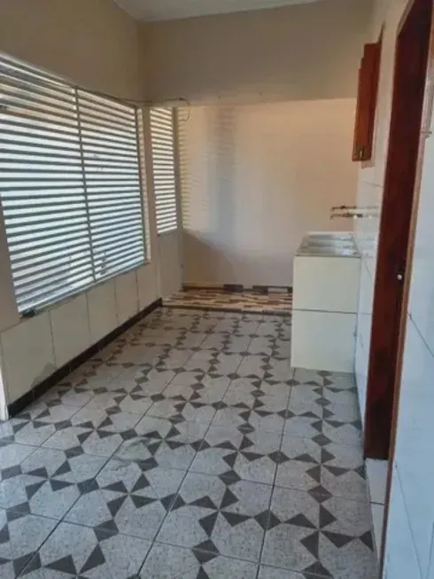 Foto 1 de Casa com 2 Quartos à venda, 90m² em Cabula, Salvador