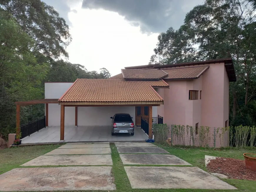 Foto 1 de Sobrado com 3 Quartos à venda, 330m² em Serra dos Lagos Jordanesia, Cajamar