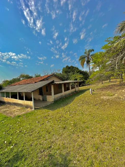 Foto 1 de Fazenda/Sítio com 2 Quartos à venda, 42000m² em Juquiratiba, Conchas