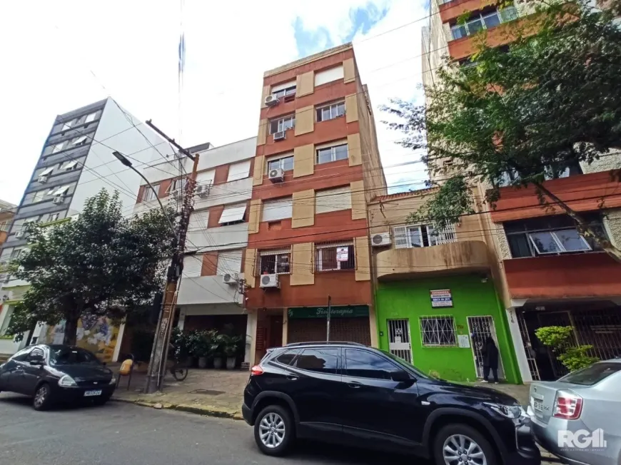 Foto 1 de Apartamento com 1 Quarto à venda, 42m² em Centro Histórico, Porto Alegre