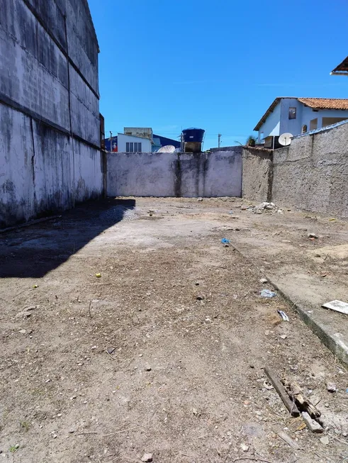 Foto 1 de Lote/Terreno à venda, 180m² em Visconde de Araujo, Macaé