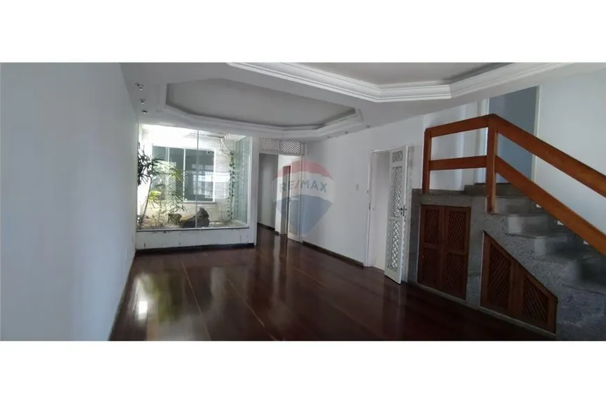 Foto 1 de Casa com 4 Quartos à venda, 169m² em Salgado Filho, Aracaju