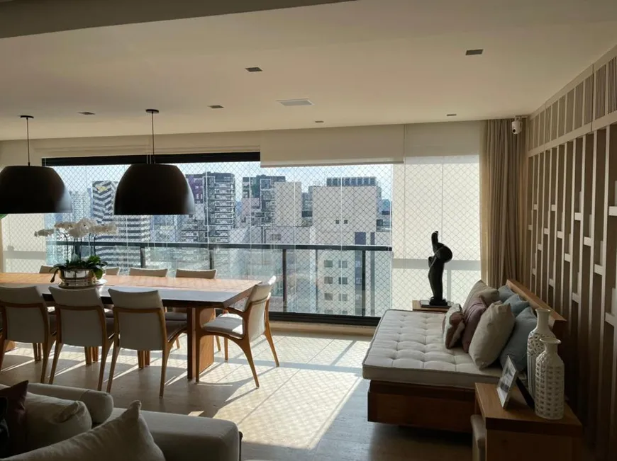 Foto 1 de Apartamento com 2 Quartos à venda, 184m² em Vila Uberabinha, São Paulo