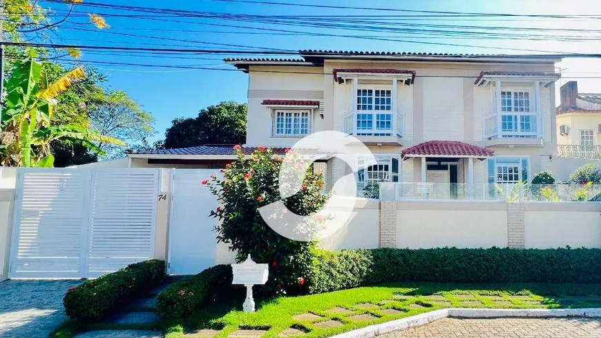 Foto 1 de Casa com 5 Quartos à venda, 518m² em Camboinhas, Niterói