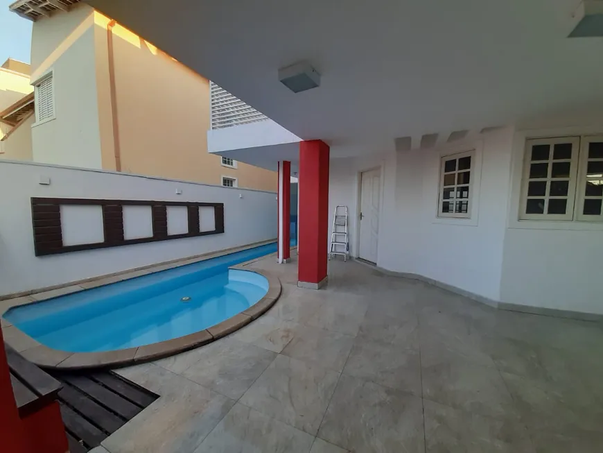 Foto 1 de Casa de Condomínio com 3 Quartos à venda, 220m² em Parque Esperanca, Taubaté