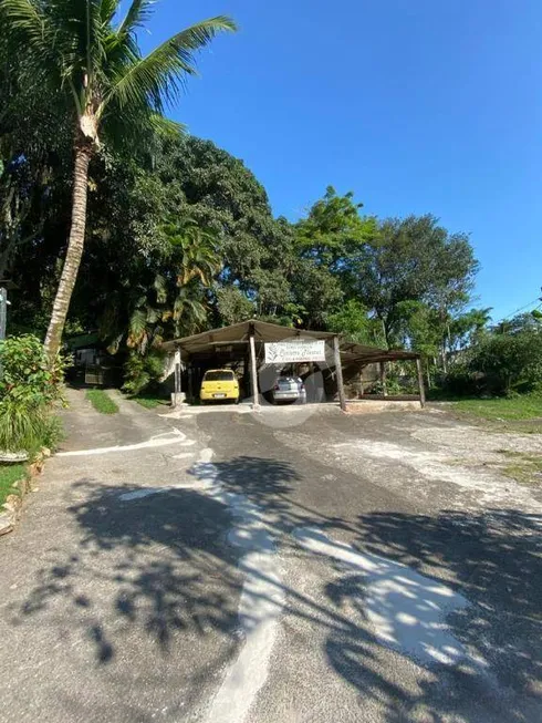 Foto 1 de Lote/Terreno à venda, 2057m² em Sapê, Niterói