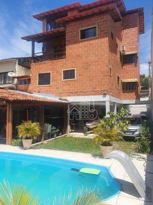 Foto 1 de Casa com 5 Quartos à venda, 360m² em Itaipu, Niterói