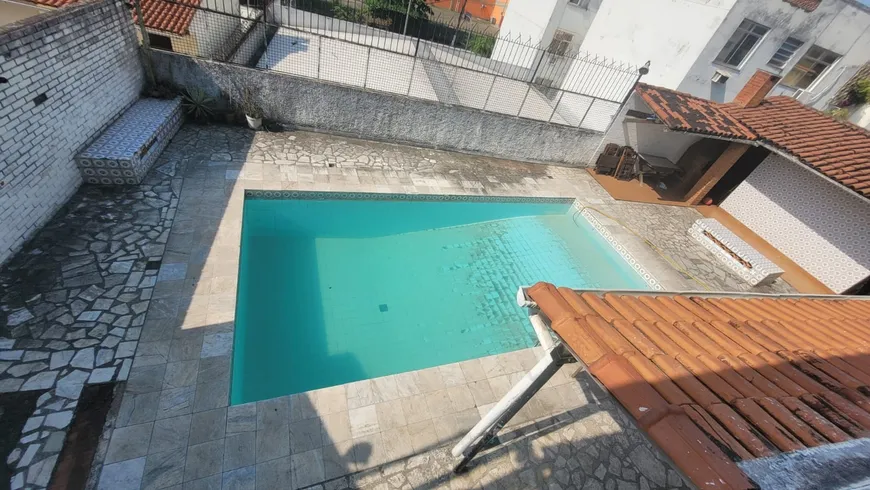 Foto 1 de Casa com 3 Quartos à venda, 170m² em Jardim Guanabara, Rio de Janeiro