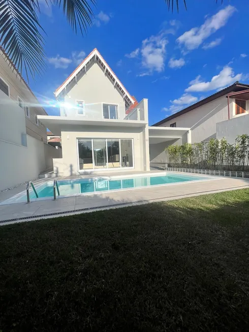 Foto 1 de Casa de Condomínio com 3 Quartos para alugar, 360m² em Alphaville Residencial 6, Santana de Parnaíba