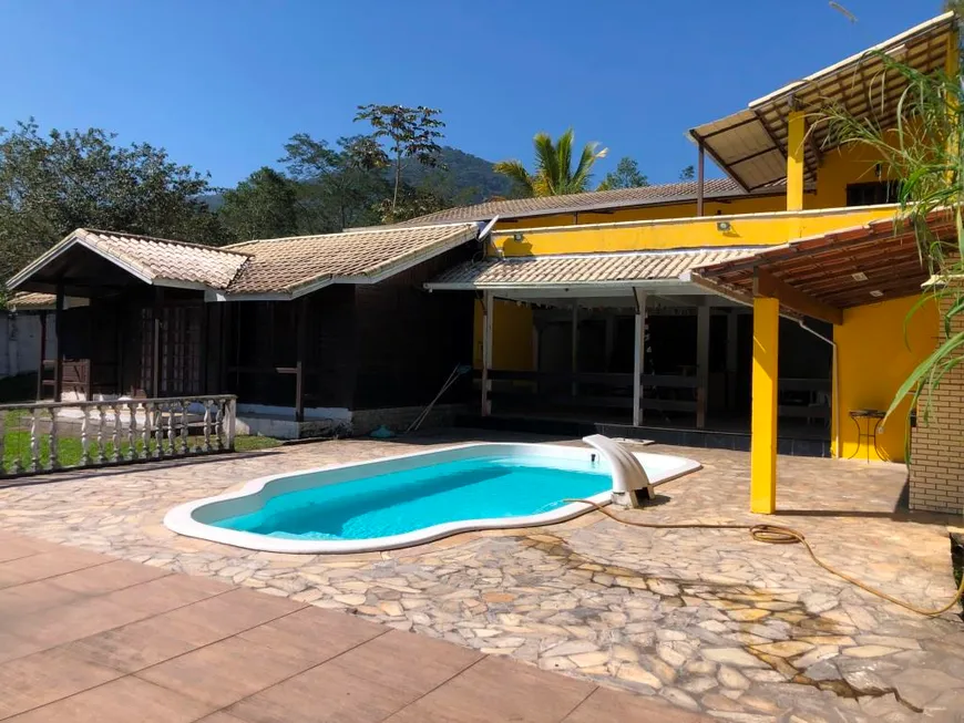 Foto 1 de Casa de Condomínio com 7 Quartos à venda, 263m² em Iconha, Guapimirim