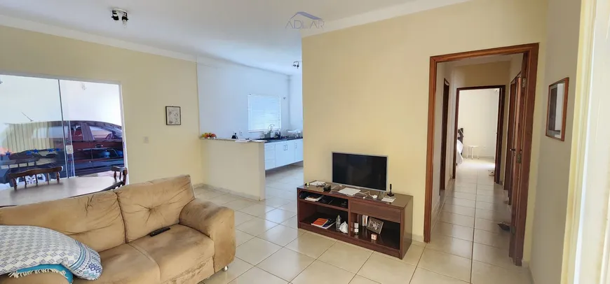 Foto 1 de Casa com 3 Quartos à venda, 120m² em Vila Independência, Bauru