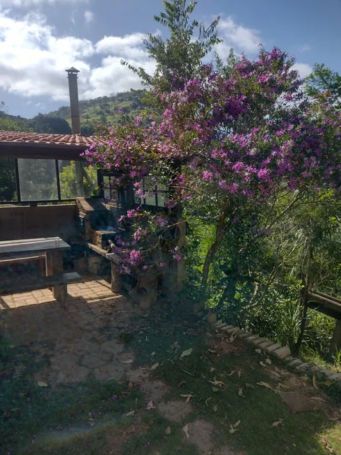 Foto 1 de Fazenda/Sítio com 1 Quarto à venda, 1700m² em Centro, Piracaia