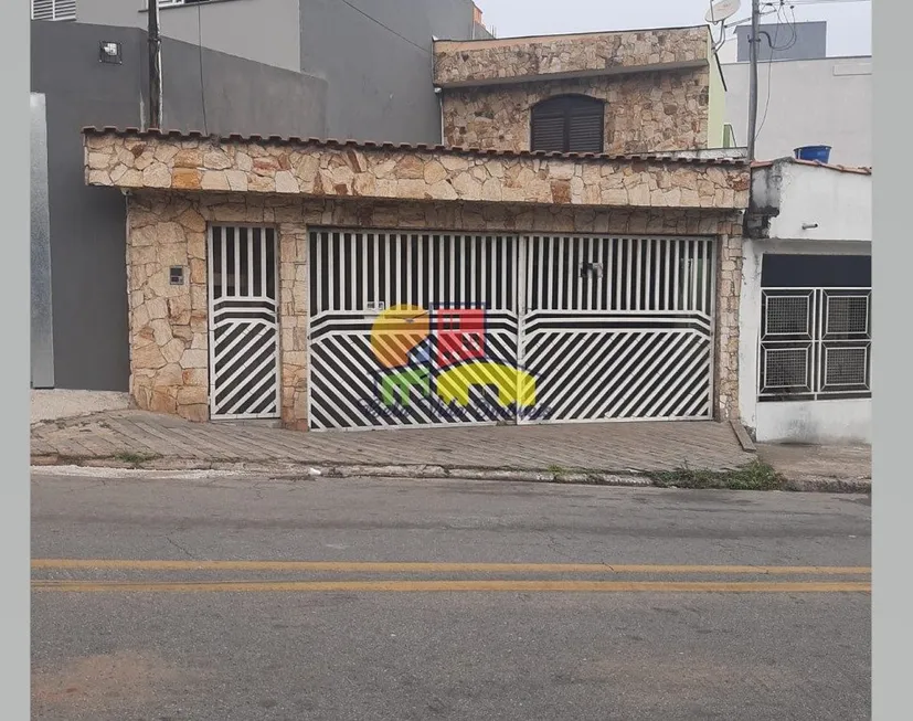 Foto 1 de Sobrado com 2 Quartos à venda, 196m² em Vila Valparaiso, Santo André