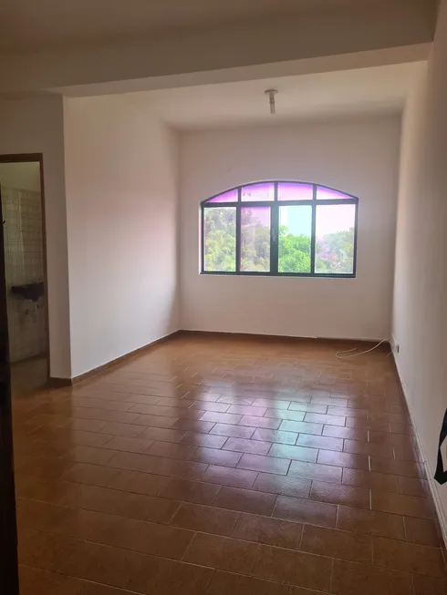 Foto 1 de Sala Comercial para alugar, 26m² em Jardim Ester, São Paulo