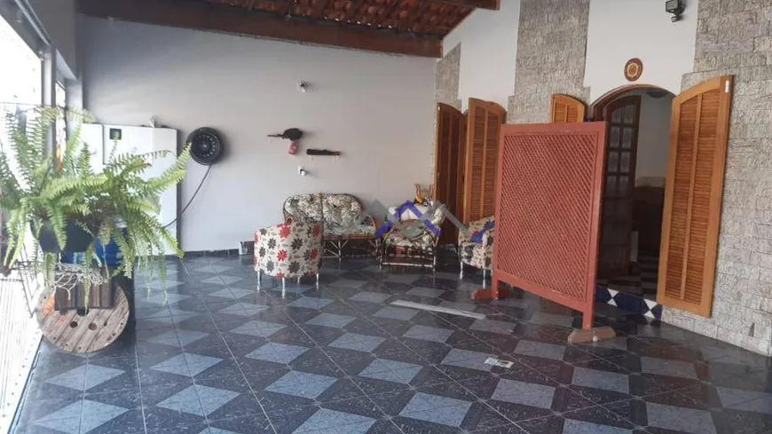 Foto 1 de Casa com 3 Quartos à venda, 229m² em Jardim América, Campo Limpo Paulista