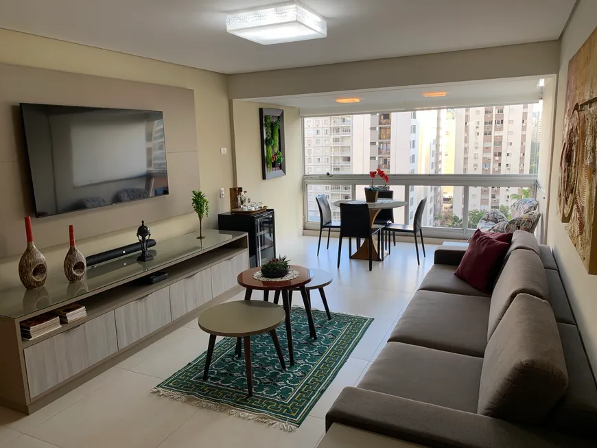 Foto 1 de Apartamento com 4 Quartos à venda, 145m² em Praia das Pitangueiras, Guarujá