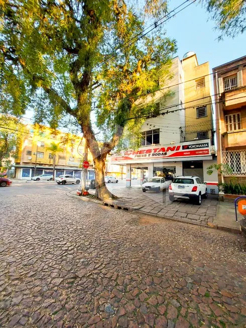 Foto 1 de Sala Comercial para alugar, 28m² em São Geraldo, Porto Alegre