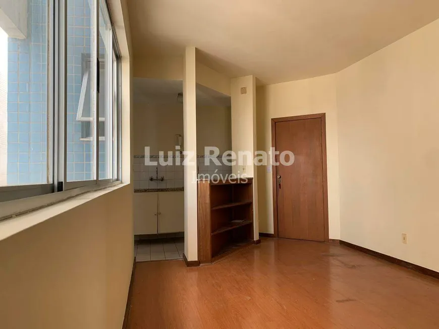 Foto 1 de Apartamento com 1 Quarto para alugar, 50m² em Santa Efigênia, Belo Horizonte