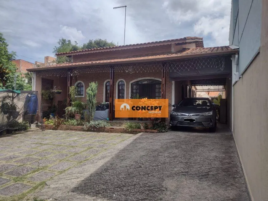 Foto 1 de Casa com 3 Quartos à venda, 203m² em Vila Maria Rosa, Ferraz de Vasconcelos