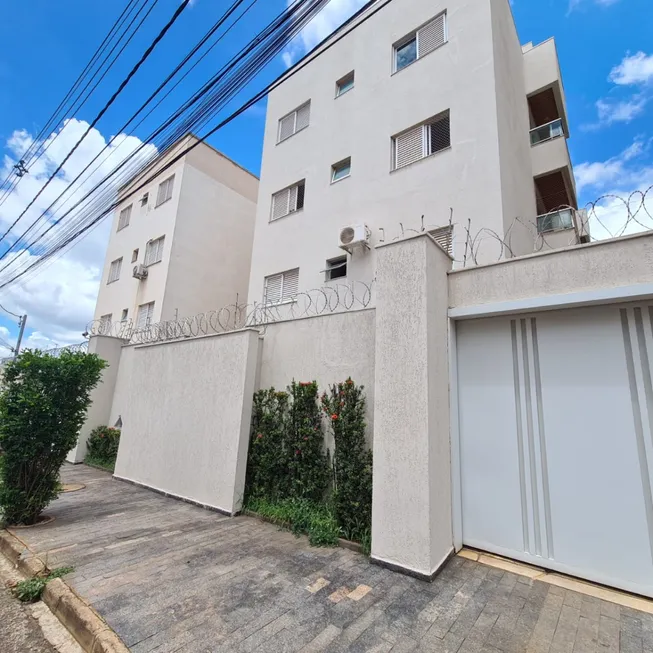 Foto 1 de Apartamento com 2 Quartos à venda, 57m² em Santa Mônica, Uberlândia