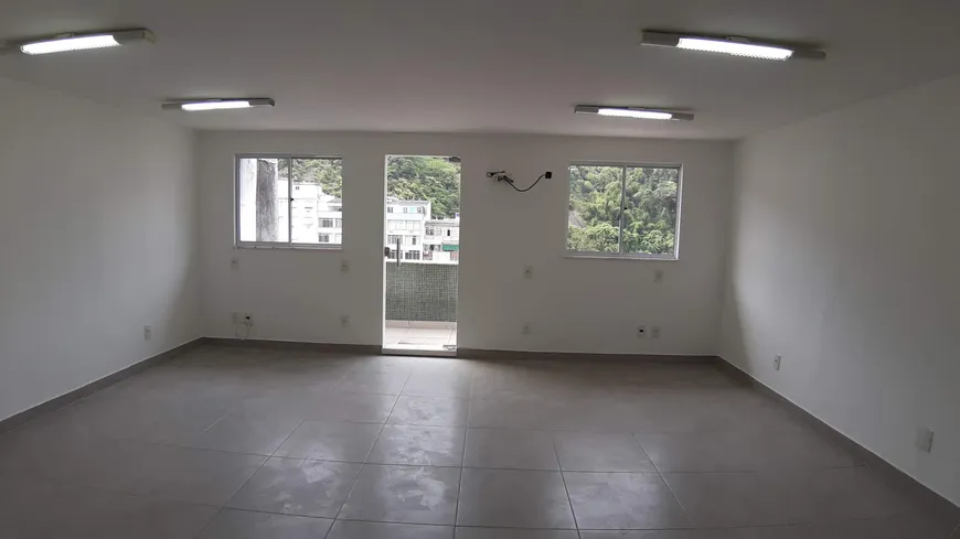 Foto 1 de Sala Comercial para venda ou aluguel, 49m² em Copacabana, Rio de Janeiro