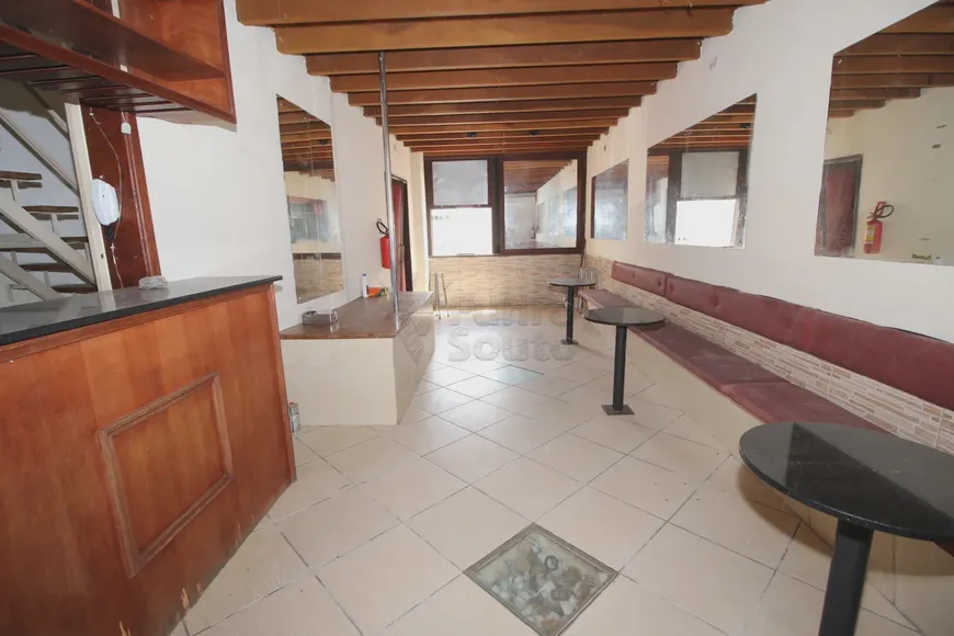 Foto 1 de Casa com 2 Quartos para alugar, 11m² em Centro, Pelotas
