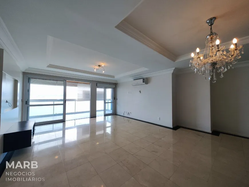 Foto 1 de Apartamento com 3 Quartos à venda, 149m² em Beira Mar, Florianópolis