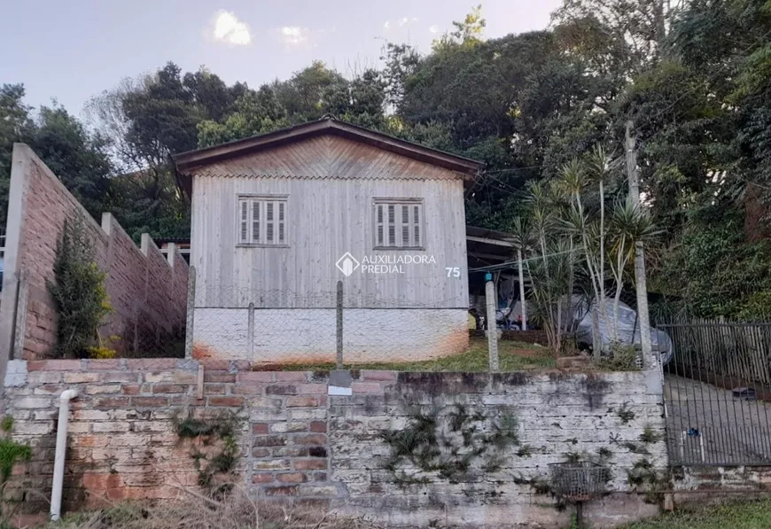 Foto 1 de Casa com 3 Quartos à venda, 43m² em Rondônia, Novo Hamburgo