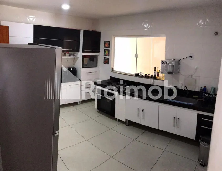 Foto 1 de Casa de Condomínio com 3 Quartos à venda, 160m² em Vargem Pequena, Rio de Janeiro