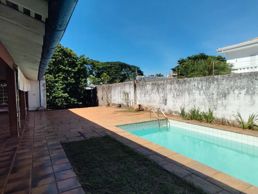Foto 1 de Sobrado com 4 Quartos para alugar, 300m² em Vila Brandina, Campinas