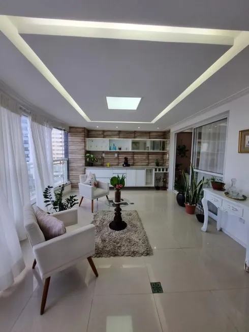 Foto 1 de Apartamento com 3 Quartos à venda, 138m² em Armação, Salvador