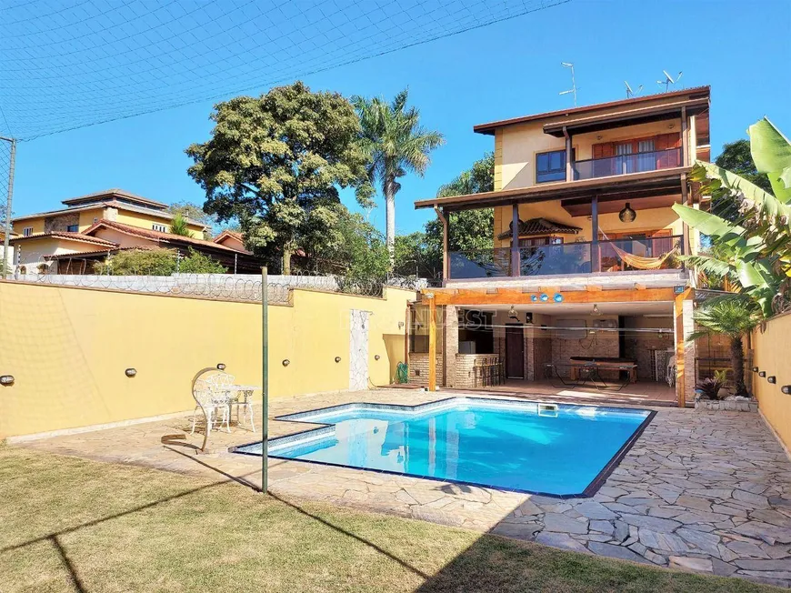 Foto 1 de Casa de Condomínio com 3 Quartos à venda, 460m² em Granja Viana, Cotia