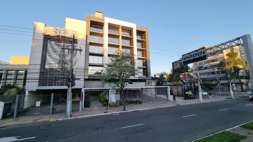 Foto 1 de Sala Comercial para alugar, 42m² em Praia de Belas, Porto Alegre