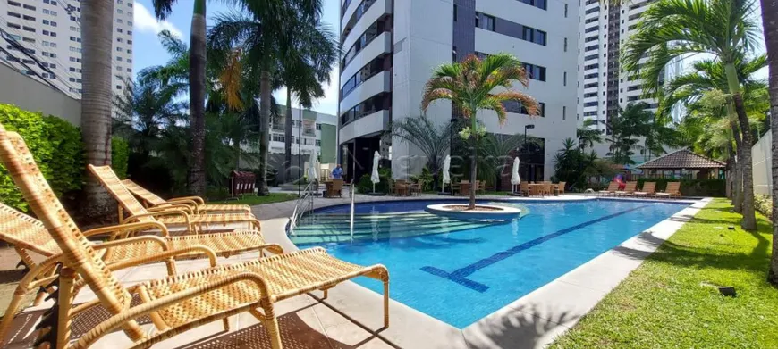 Foto 1 de Apartamento com 3 Quartos à venda, 139m² em Madalena, Recife