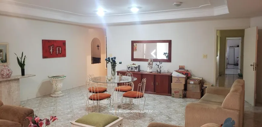 Foto 1 de Casa com 3 Quartos à venda, 297m² em Vila Mirian, Presidente Prudente