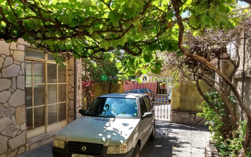 Foto 1 de Casa com 6 Quartos à venda, 312m² em Carlos Prates, Belo Horizonte