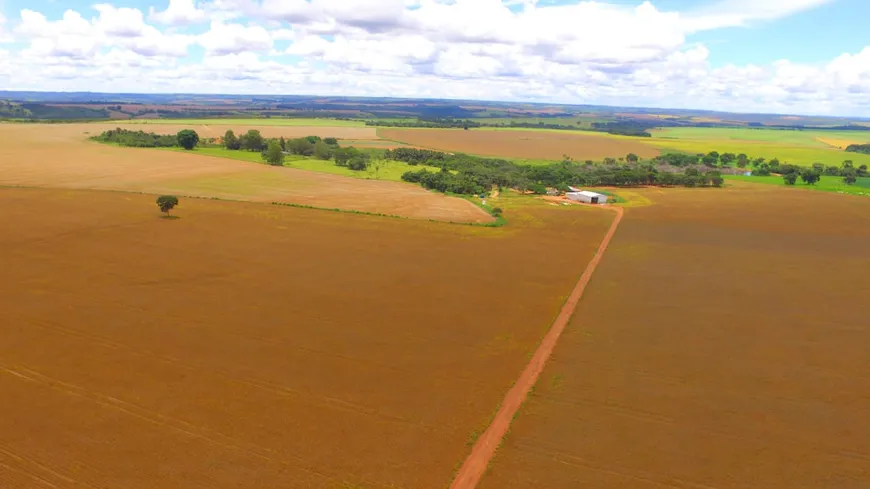 Foto 1 de Fazenda/Sítio à venda em Residencial Valencia, Anápolis