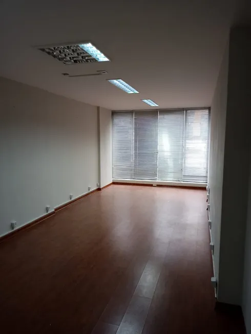 Foto 1 de Sala Comercial com 4 Quartos para alugar, 140m² em República, São Paulo