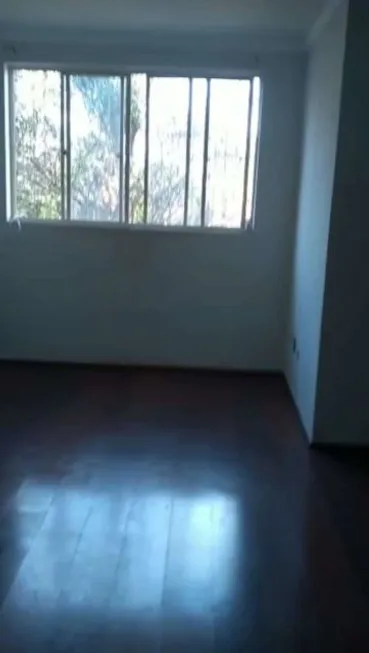 Foto 1 de Apartamento com 3 Quartos à venda, 65m² em Antares, Londrina