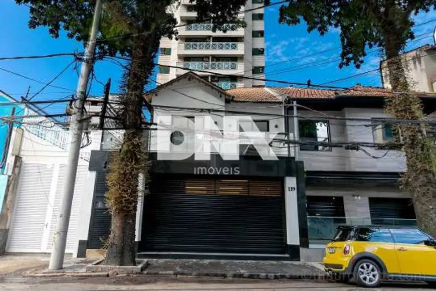 Foto 1 de Imóvel Comercial com 1 Quarto à venda, 320m² em Humaitá, Rio de Janeiro