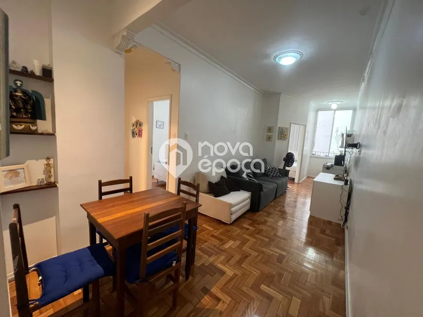 Foto 1 de Apartamento com 2 Quartos à venda, 67m² em Copacabana, Rio de Janeiro