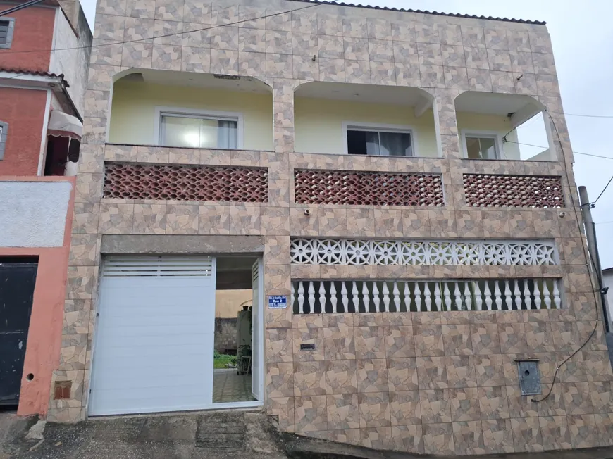 Foto 1 de Casa com 3 Quartos à venda, 200m² em Sepetiba, Rio de Janeiro