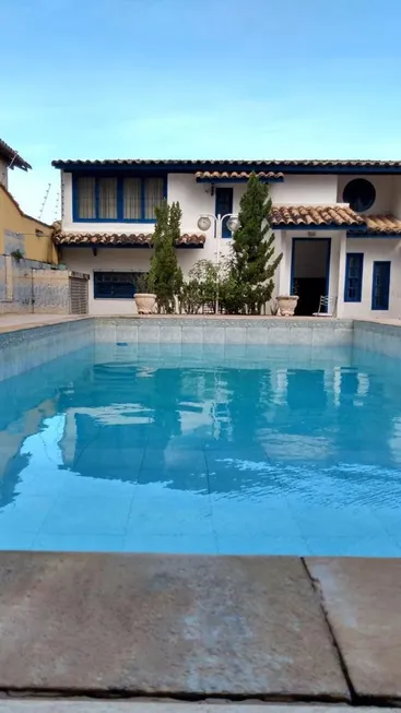 Foto 1 de Casa com 6 Quartos à venda, 400m² em Granja dos Cavaleiros, Macaé