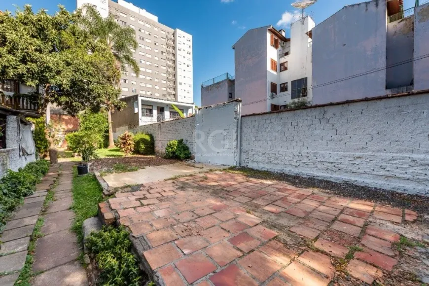 Foto 1 de Lote/Terreno à venda, 298m² em Higienópolis, Porto Alegre